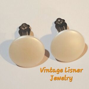 Vintage Lisner Ivory Earrings
